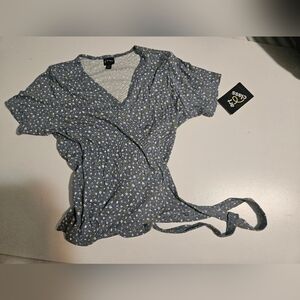 Art class size: L(10/12)